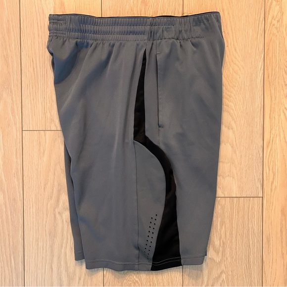 CSG Athletic Grey Training Shorts Size Large - Picture 2 of 5